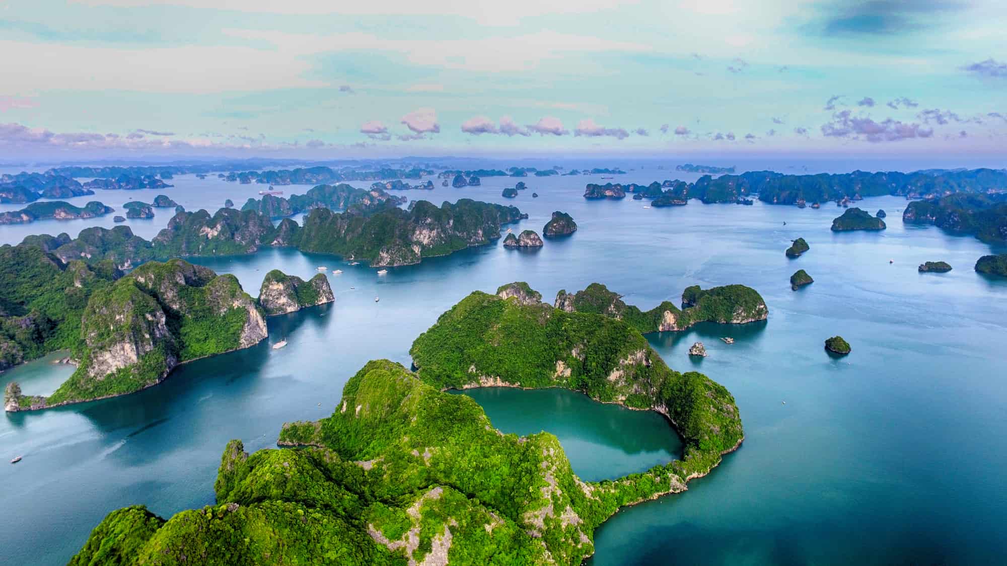 Hình ảnh Flycam vịnh Hạ Long