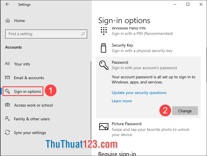 Chọn Sign-in options, tìm đến mục Password và nhấn Change