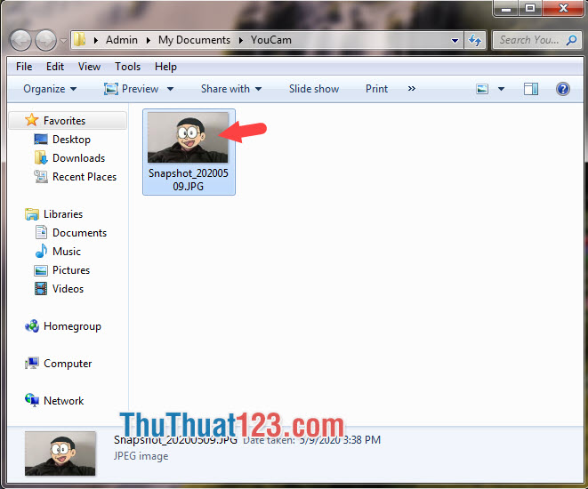 Bạn có thể xem ảnh mình đã chụp trên máy tính nằm trong thư mục YouCam My Documents