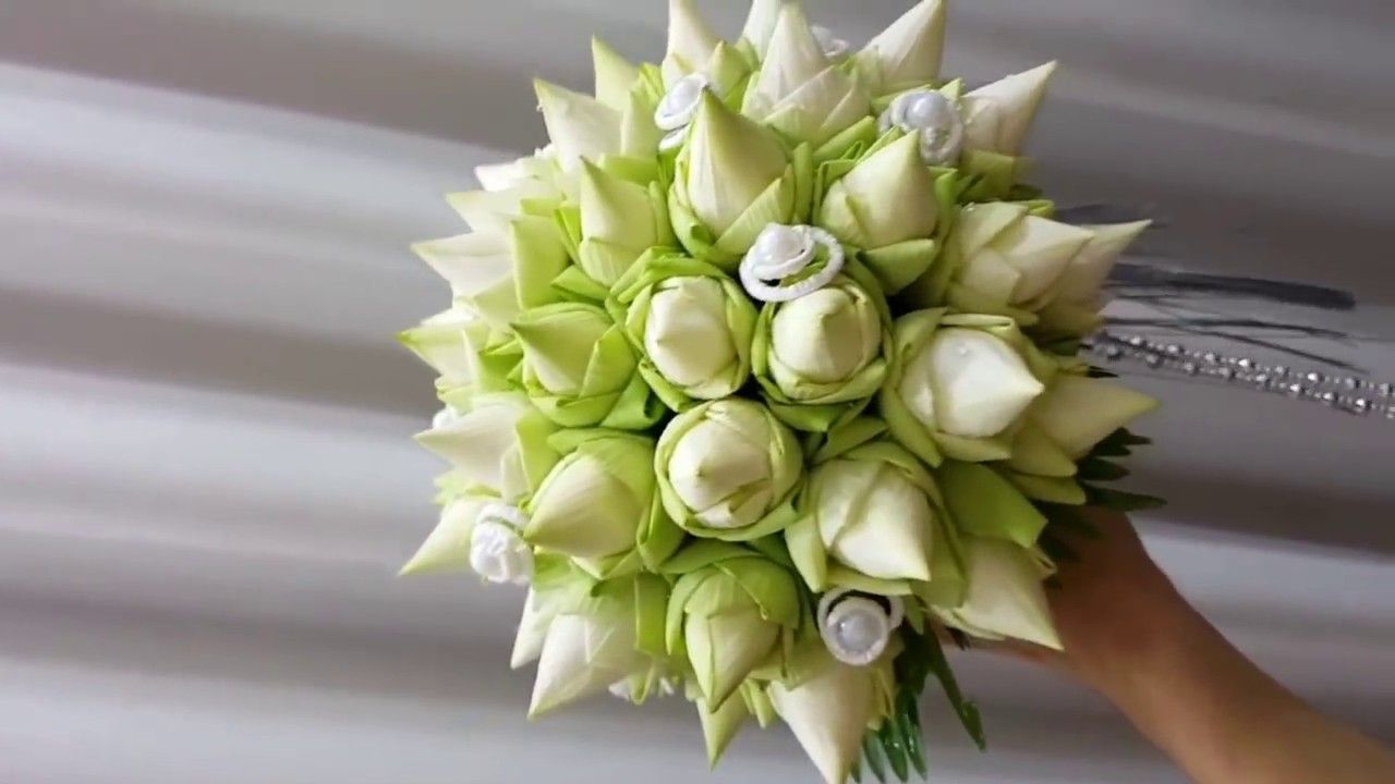 Hoa cưới cầm tay - hoa sen