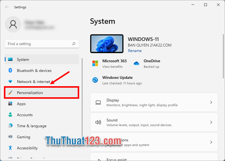 Nhấn tổ hợp Windows + I để mở cửa sổ Settings, chọn Personalization