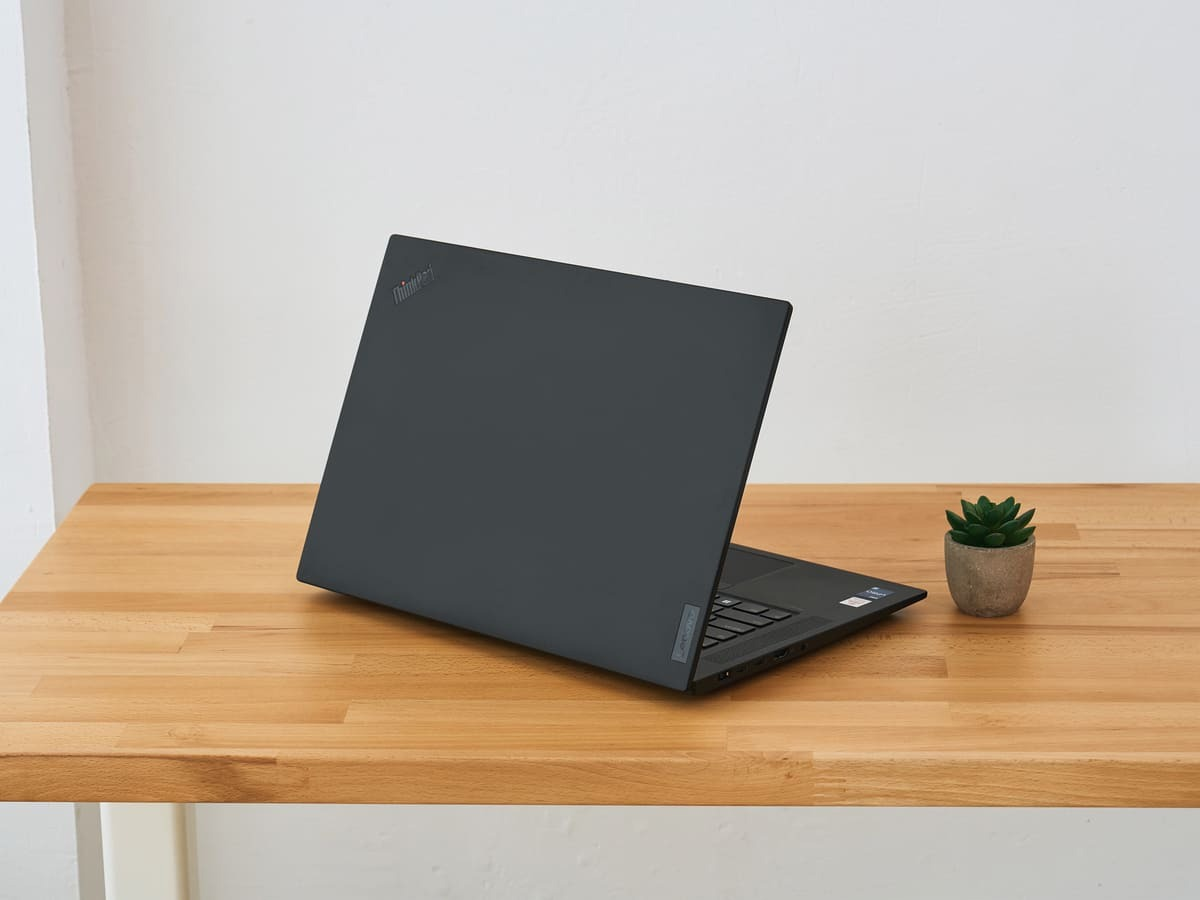 TOP 5 laptop Lenovo tốt nhất 2025: Từ văn phòng đến gaming – đồ họa